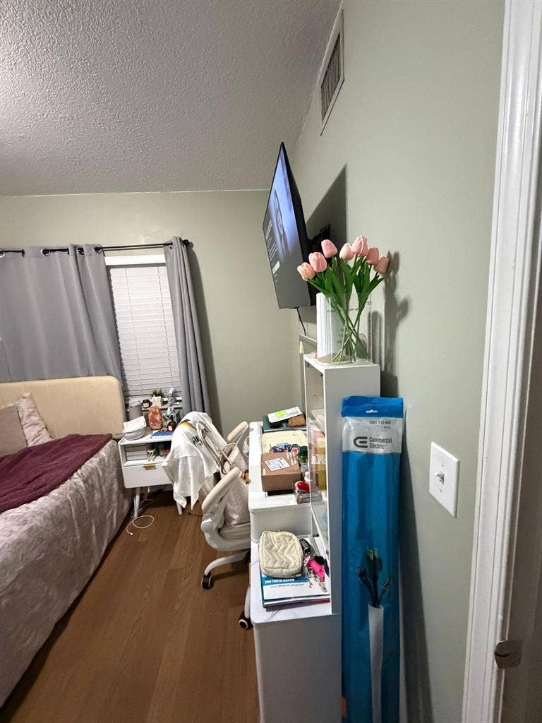 Renting a room in my house