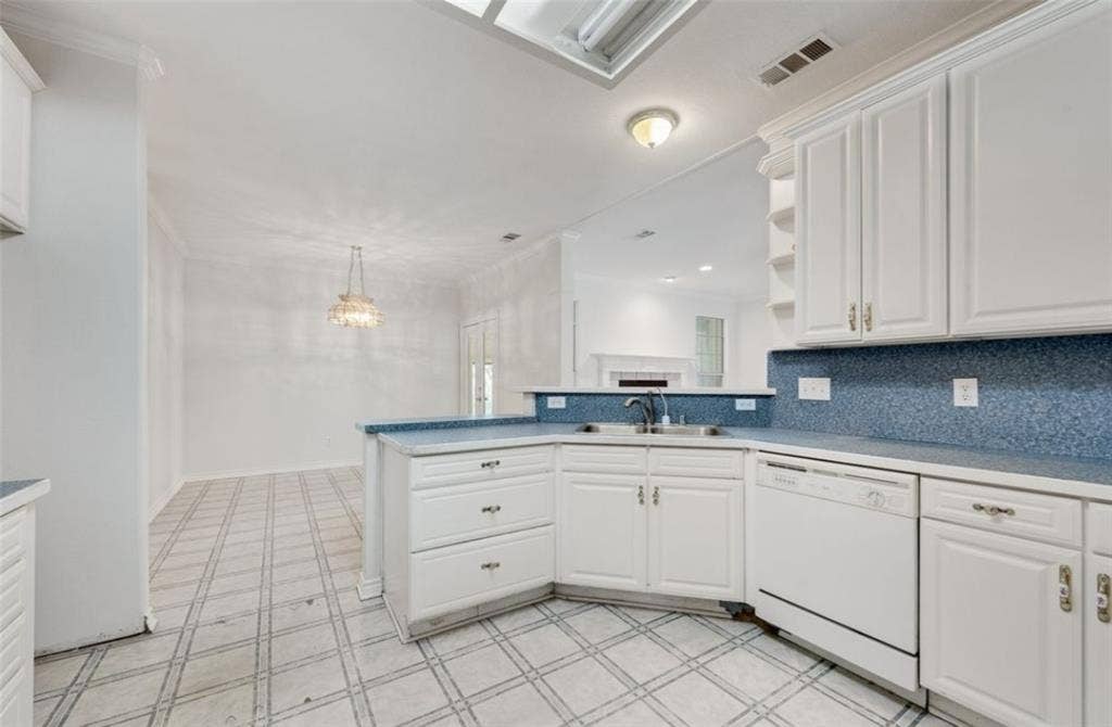 5 bedroom house in Richland Hills