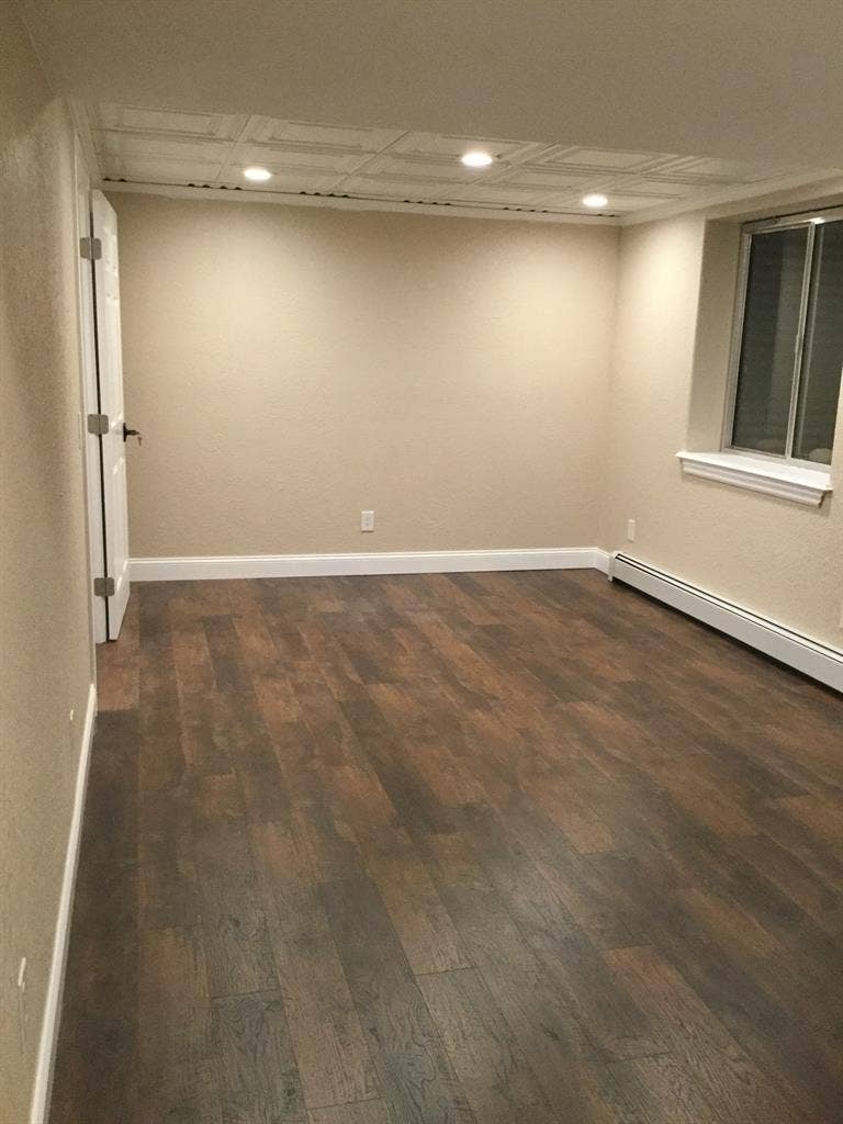 Room, private bathroom and kitchen