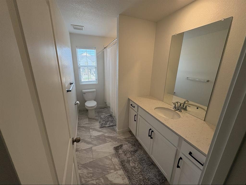 Rm, Bth,  basement near SF base