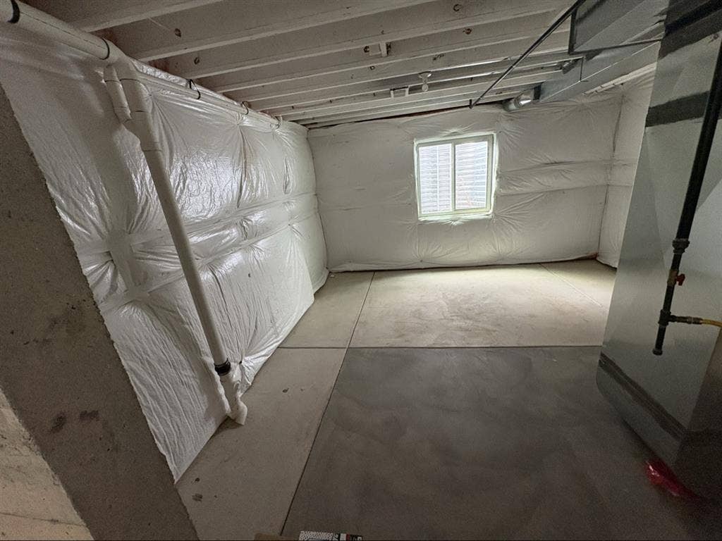 Rm, Bth,  basement near SF base