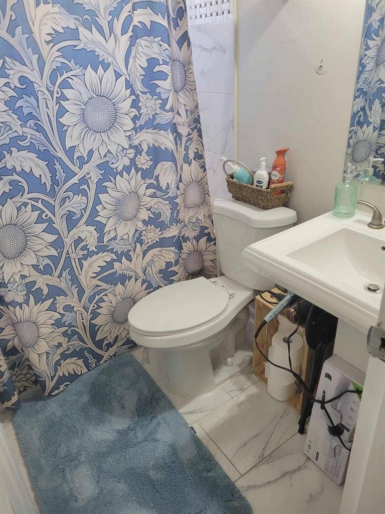 Roommate wanted in LGBTQ house