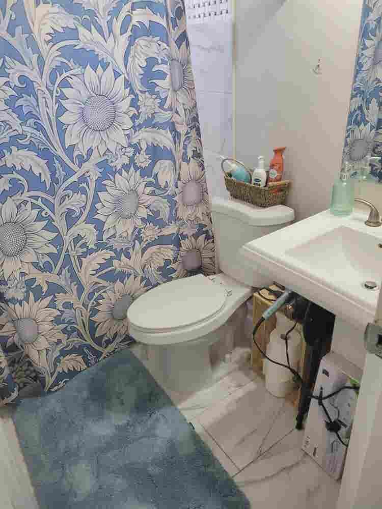 Roommate wanted in LGBTQ house