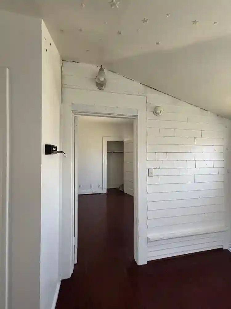 Looking for people for room!