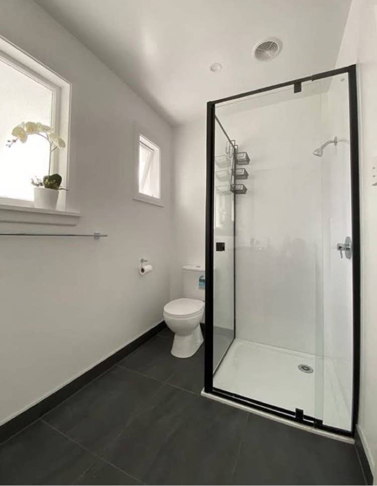 Fully furnished flat near UC