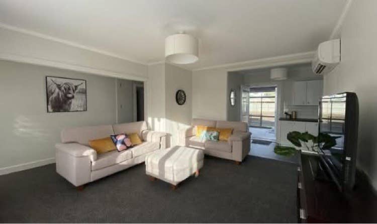 Fully furnished flat near UC