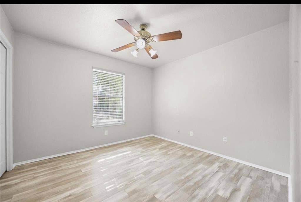 Room in  house with yard