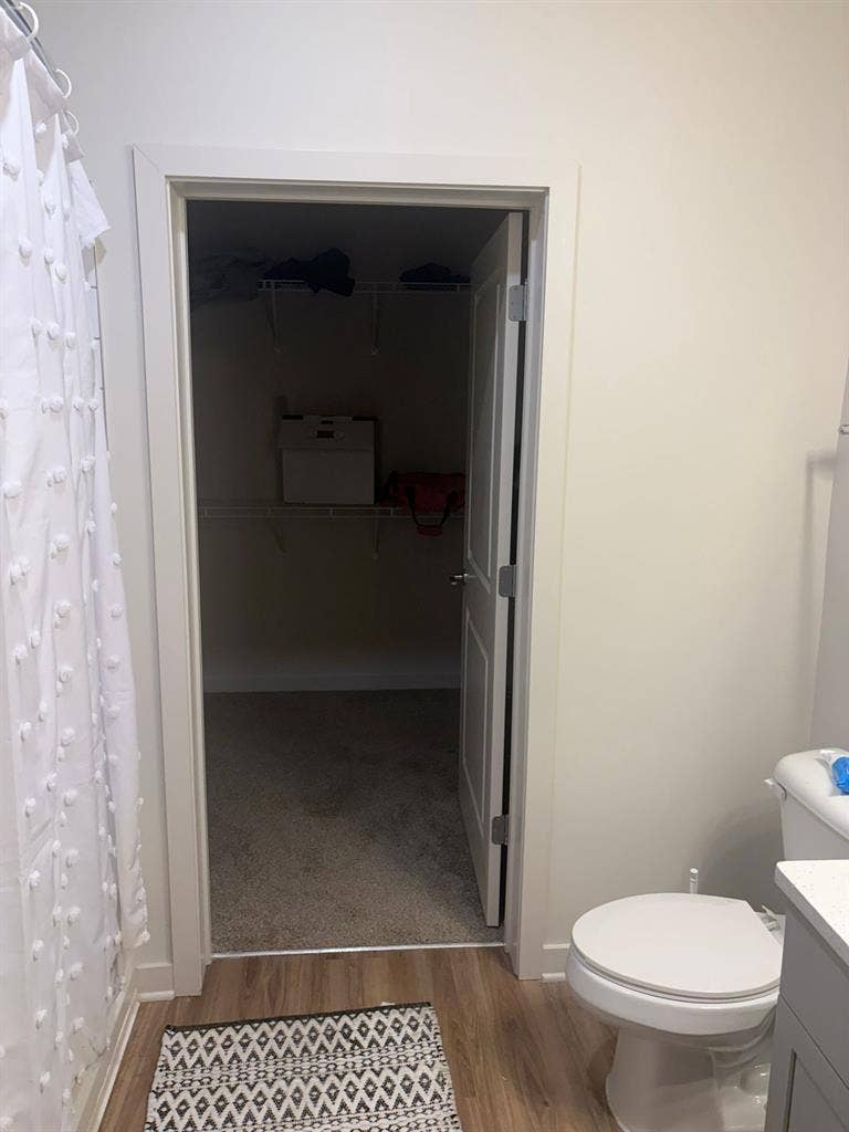 Lease transfer for a  apartment