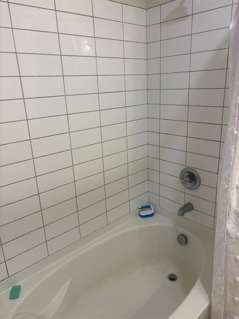 Lease transfer for a  apartment