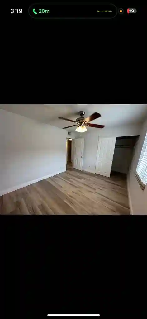 Looking for roomate!