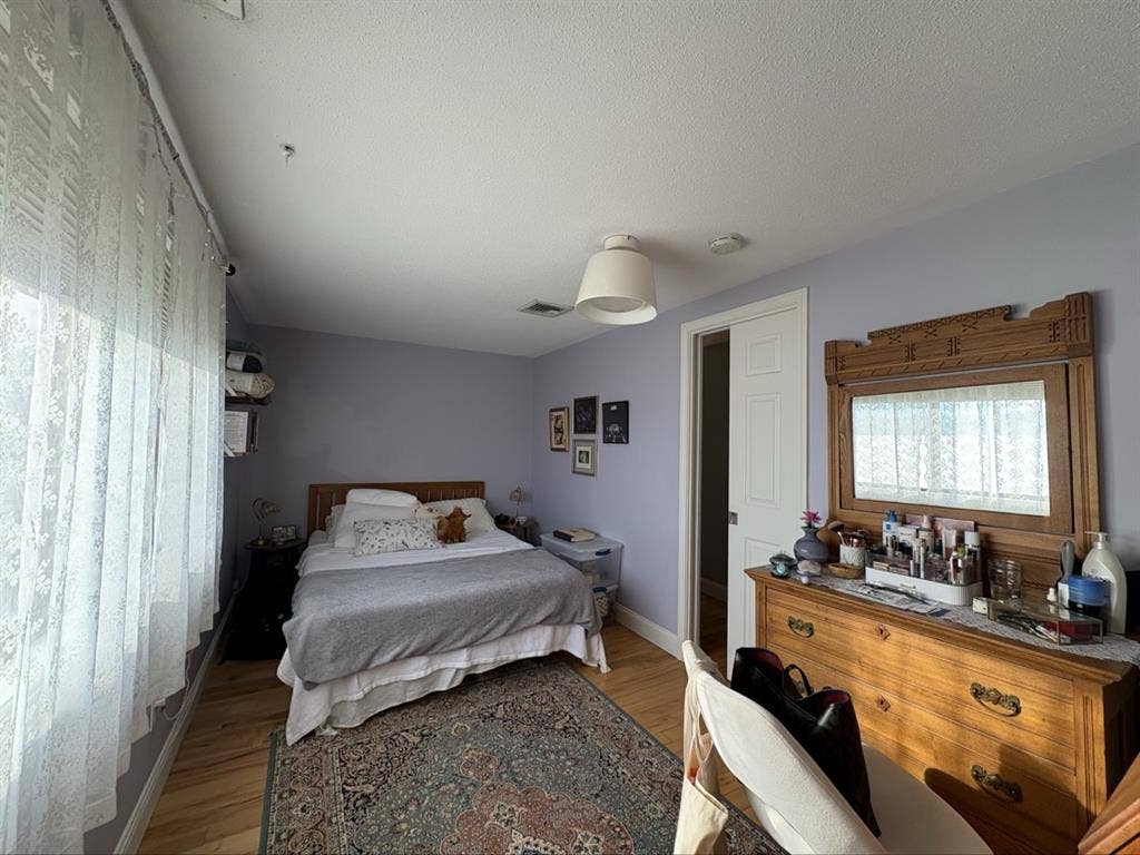 $/Private Room in Shared 2Br