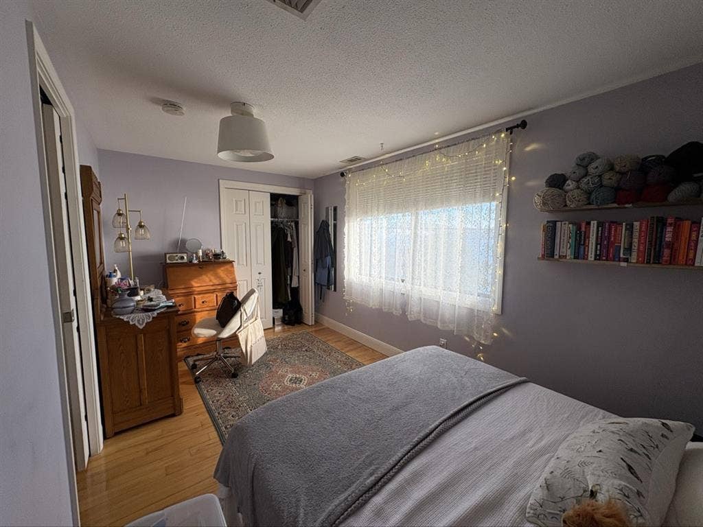 $/Private Room in Shared 2Br