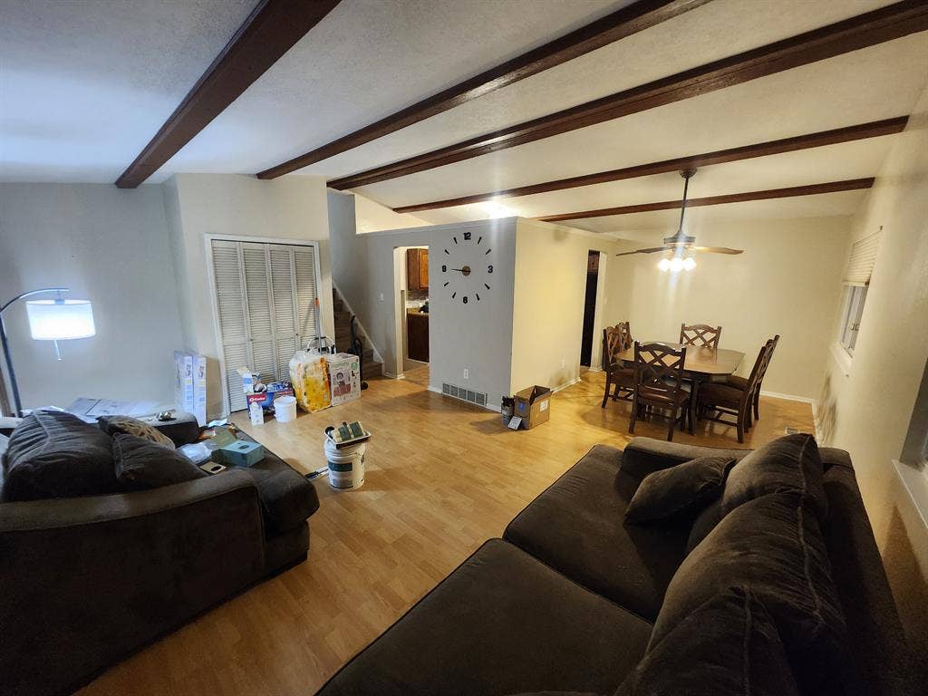 Private Room in Female-only House