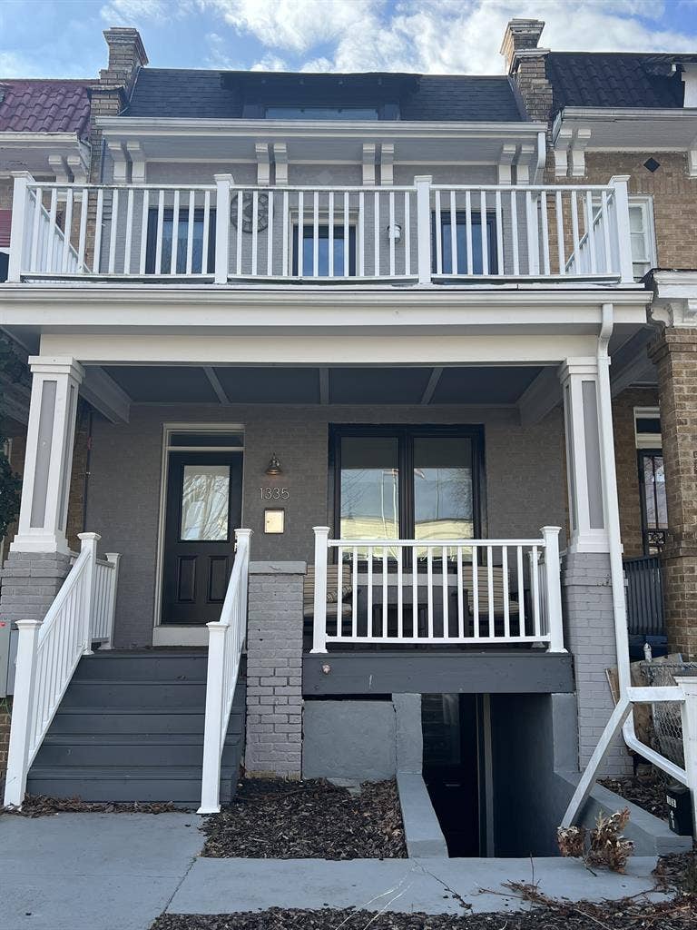 Primary Bedroom w private bath