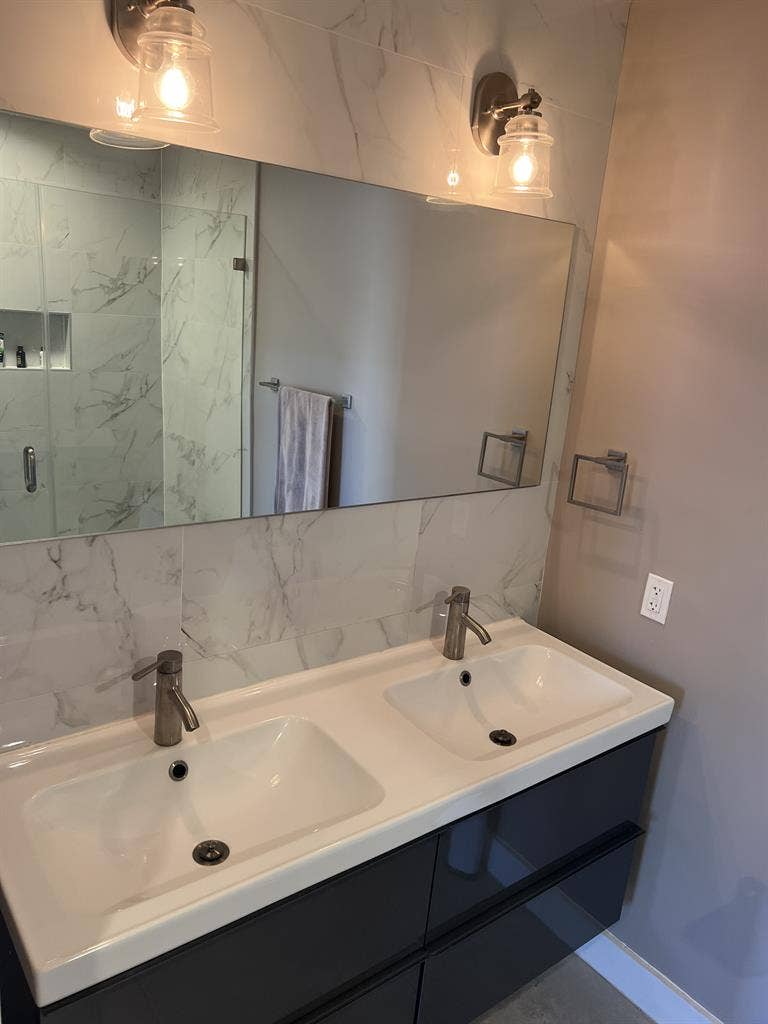 Primary Bedroom w private bath