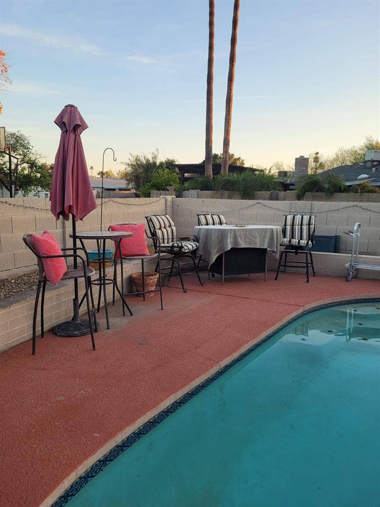 Cozy Room for Rent! Fully Furnished