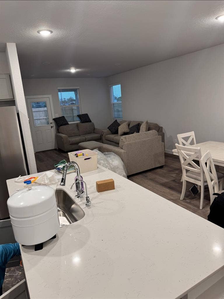 Utilities & furnished