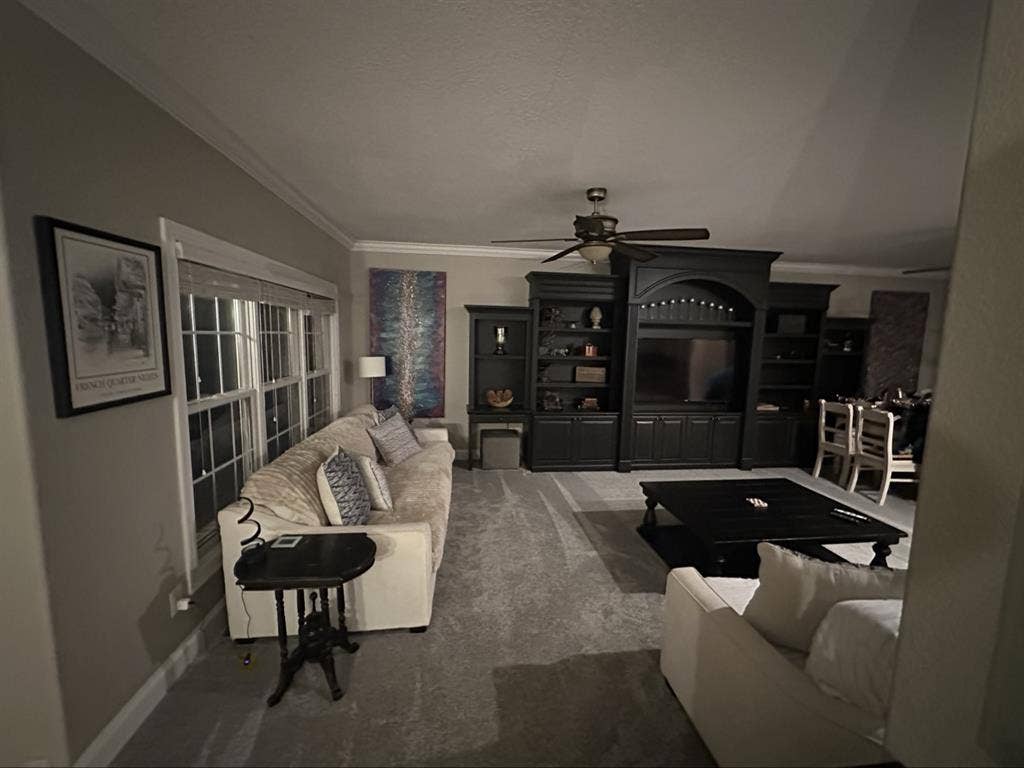 Room for rent in house