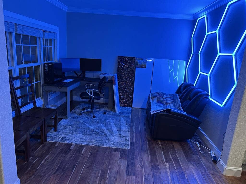 Room for rent in house