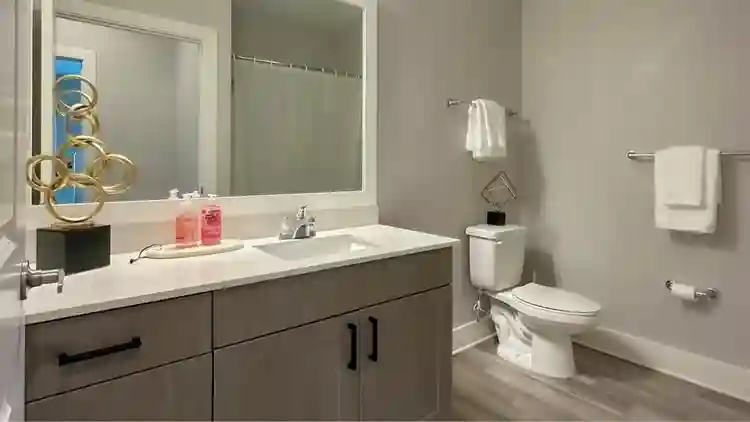 Private room with bathroom