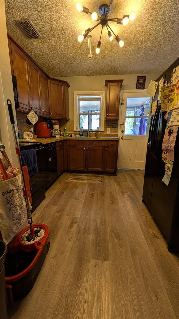 Roommate wanted