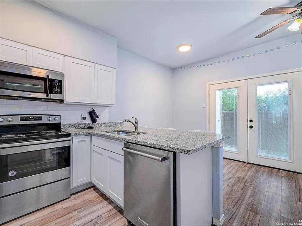 bath quaint townhouse