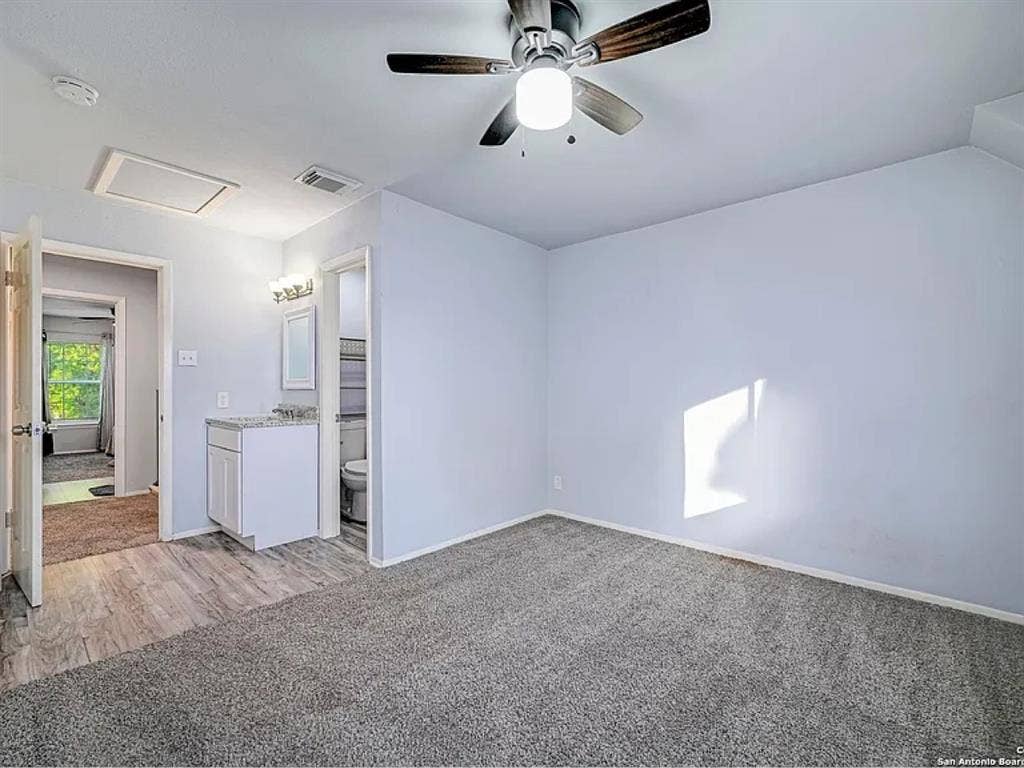 bath quaint townhouse