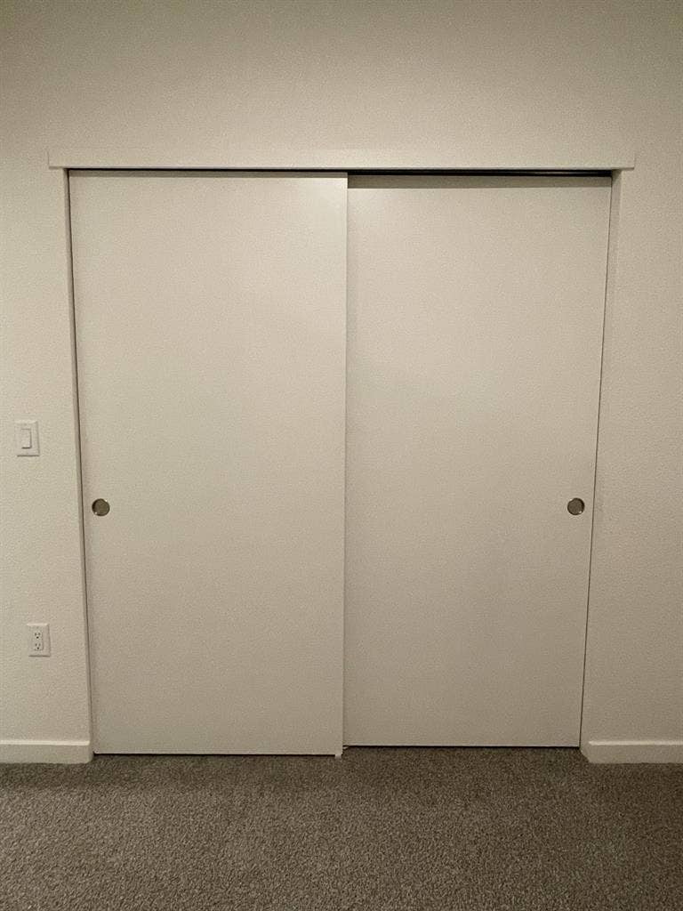 Gorgeous brand new ensuite apt