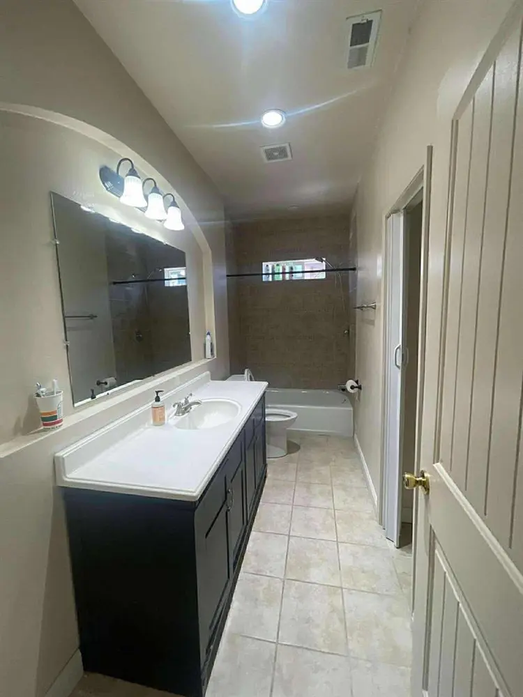 Private room for rent