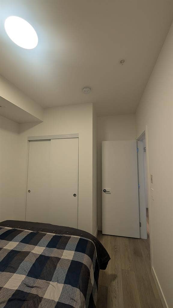 1 bedroom apartment lease available