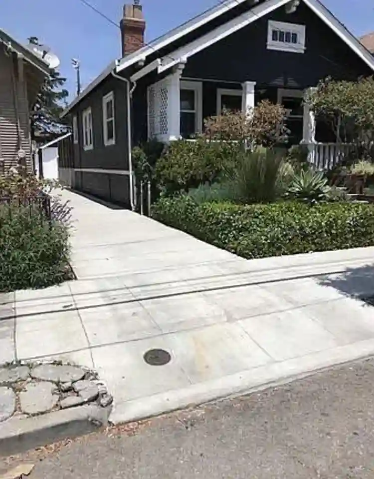 MY HOUSE IS A WORK OF ART.