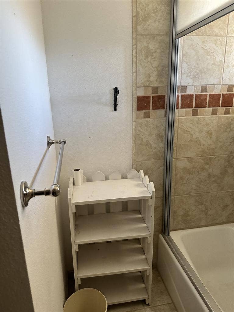 Apple Valley Room for Rent