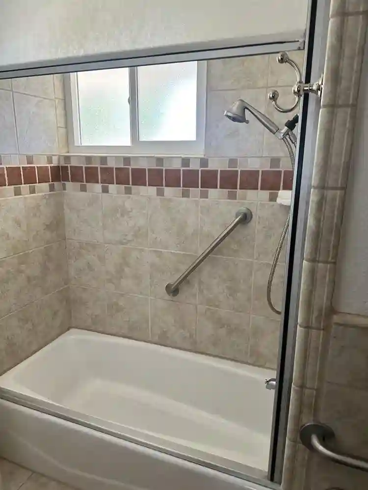 Apple Valley Room for Rent