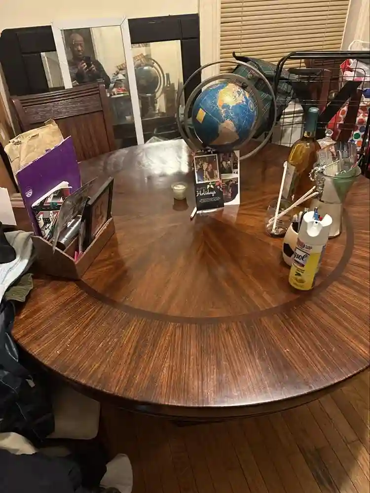 Spacious bedroom for one,Decent Fee