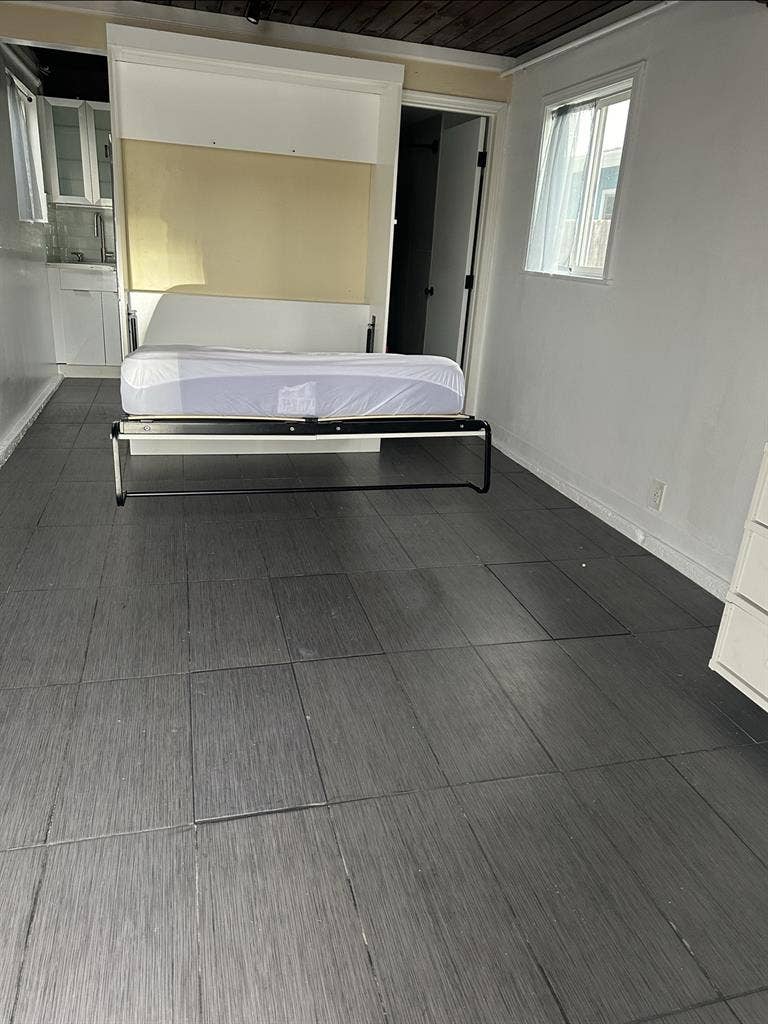 Private Everything Room Available