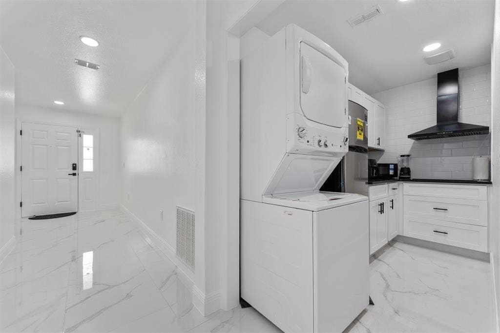 Furnished Room  Rent with Privat Ba