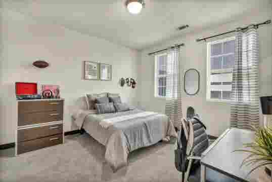 Bath Apt-Private Room