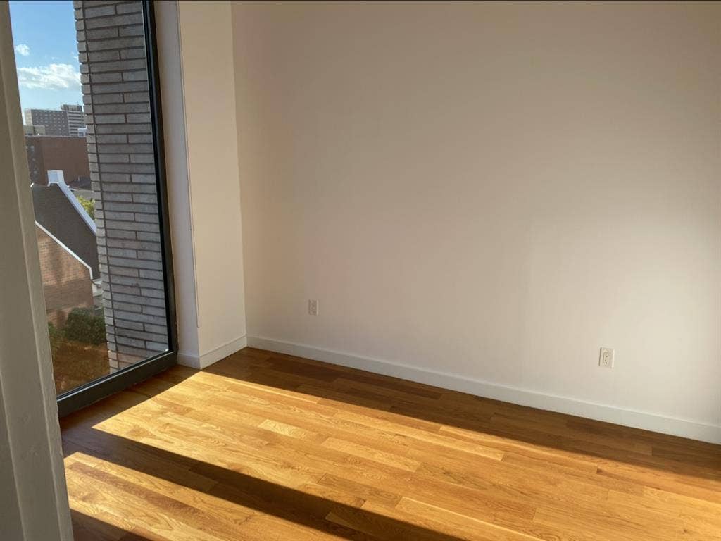 Looking for female roommate! 👯‍♀️