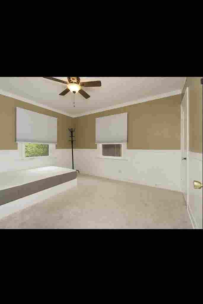 Room available in bath