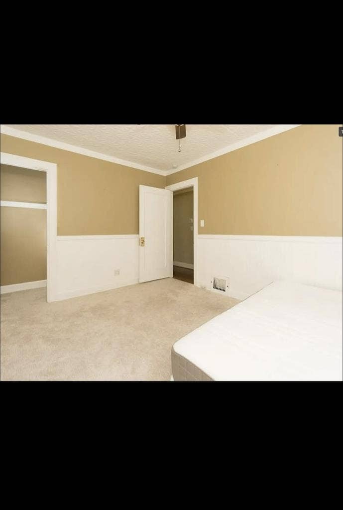 Room available in  bath