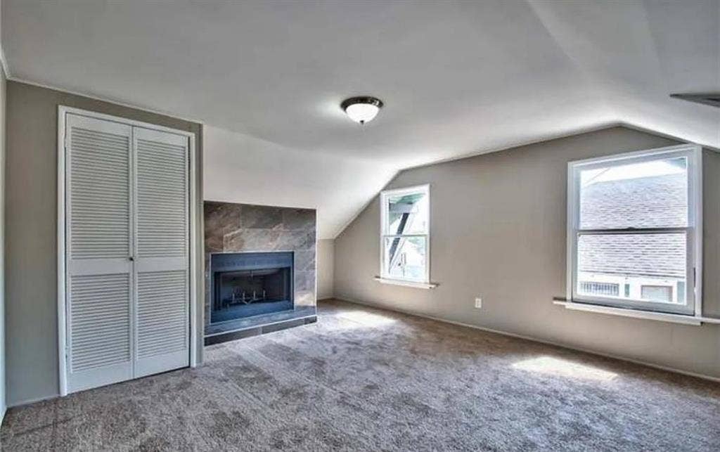 3 rooms available 3 rooms occupied