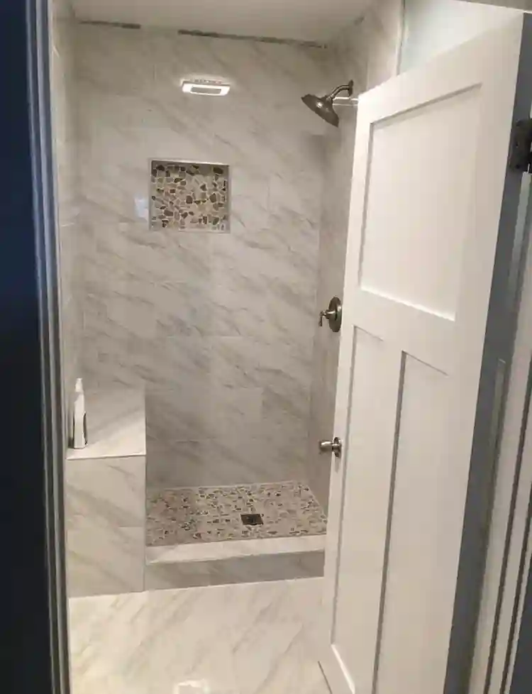 3 rooms available 3 rooms occupied