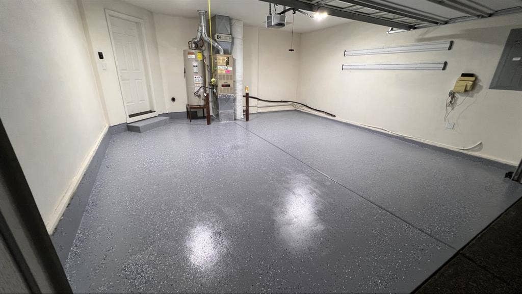 Tranquil, single family home room