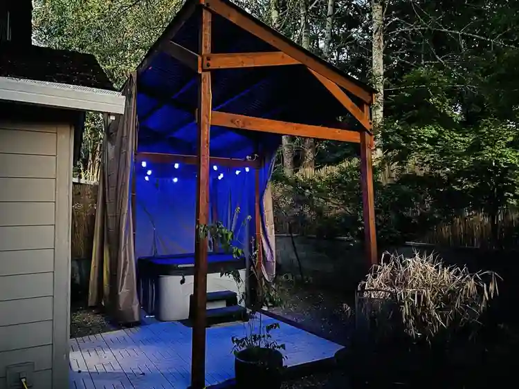 Tranquil, single family home room