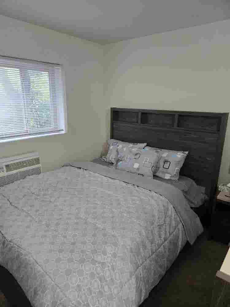 Have a furnished room available
