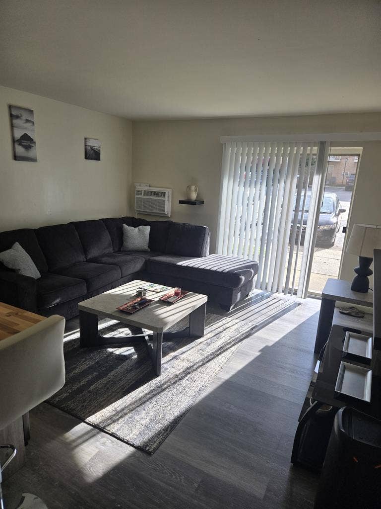 Have a furnished room available