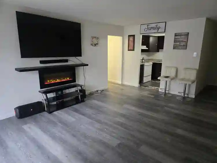 Have a furnished room available