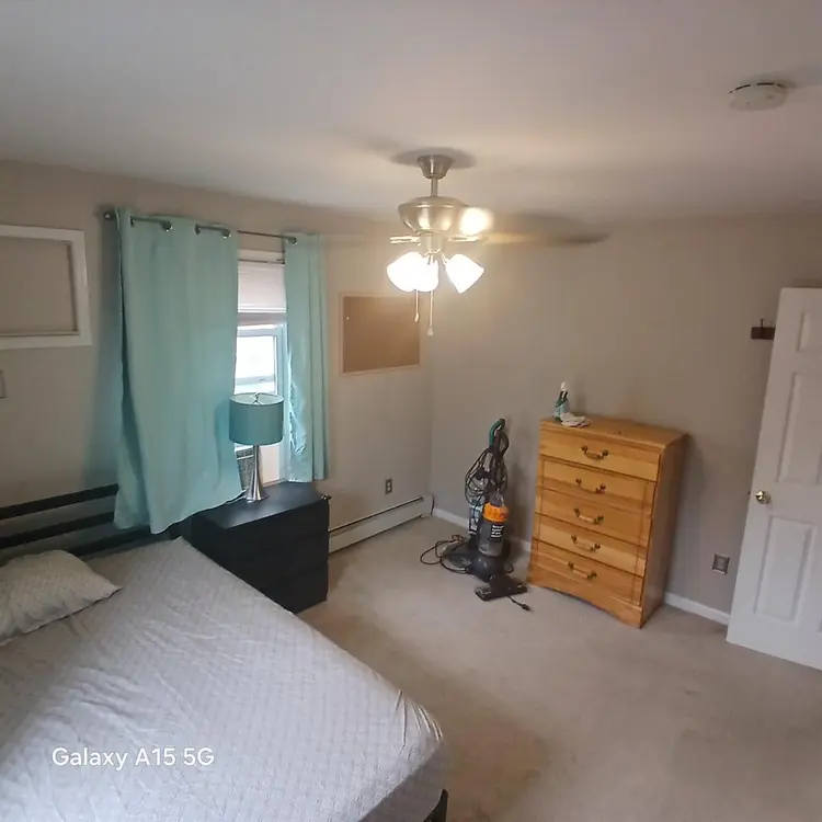 Clean, quiet room in a shared home.