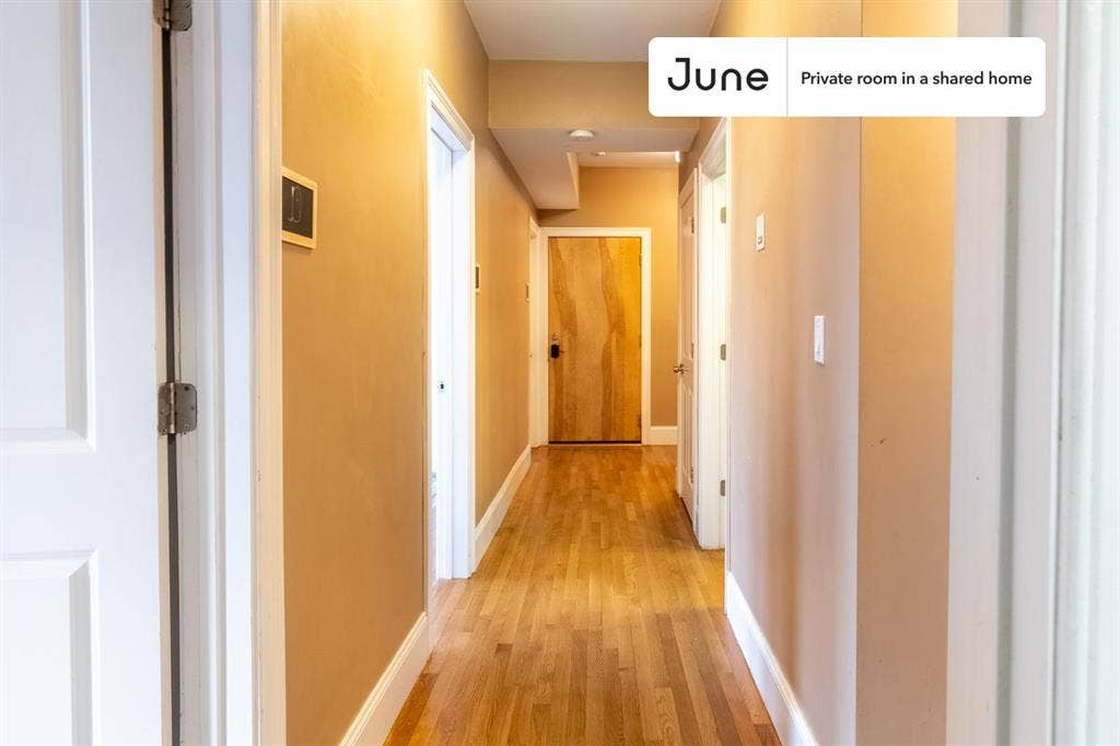 4 BR in Boston