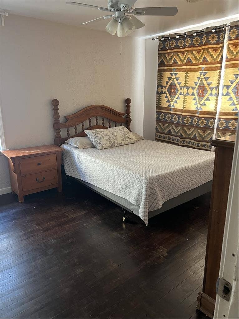 Room for rent in Houston
